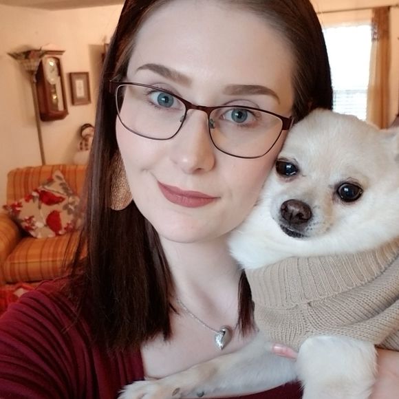 Meet your Posher, Mckenzie - Picture 1 of 1